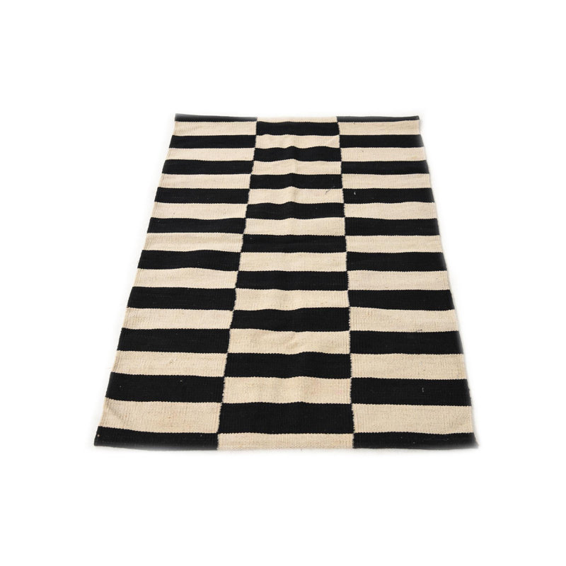 Tapis noir et blanc Murtagh