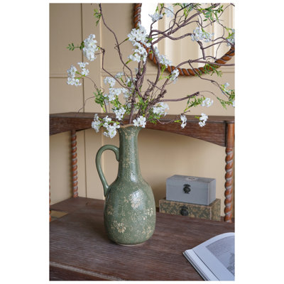 Vase en céramique vert olive avec motifs floraux - H 14,2 po