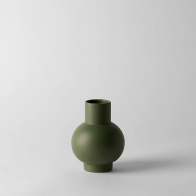 Strøm Vase by Nicholai Wiig-Hansen