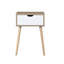 Table d'appoint avec 1 tiroir et pieds en bois d'hévéa, armoire de rangement moderne de style Mid-Century, blanc avec couleur en bois massif