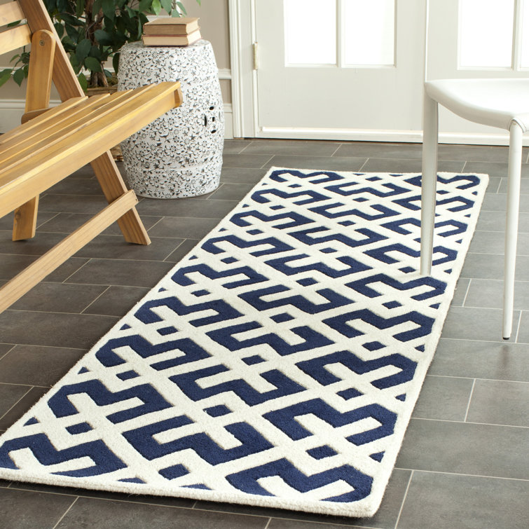 Deedie Hand Tufted Wool Geometric Rug