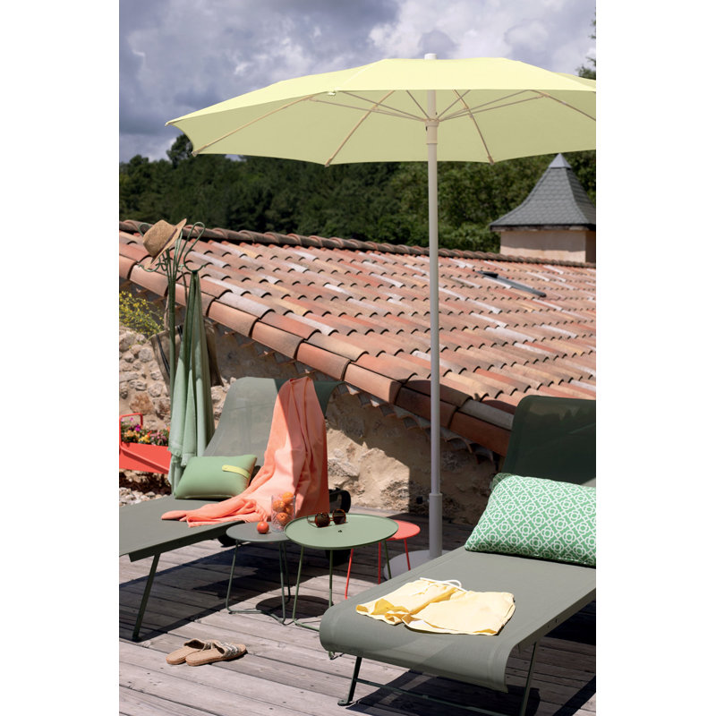 Cocotte Outdoor Round Side Table, Cactus, 17" H x 17.5" L x 17.5" W