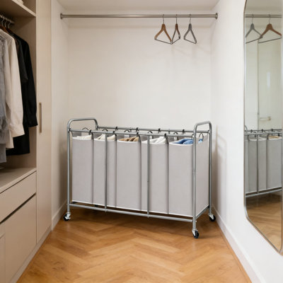 Chariot de trieur à linge à 5 sections avec sacs amovibles, structure en métal robuste et roues verrouillables pour l'organisation de vêtements de grande capacité