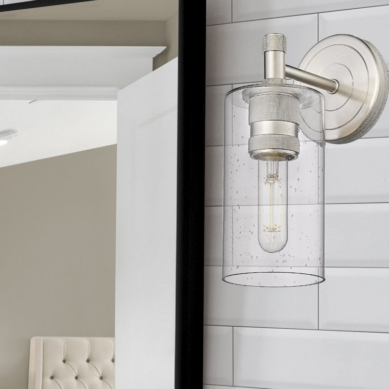Applique murale 1 lumière Crown Point, Grainé, Nickel satiné, H 10,5 po x l 3,88 po x P 6,5 po