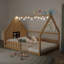 Lit double en bois avec fenêtre et clôture-1471249084