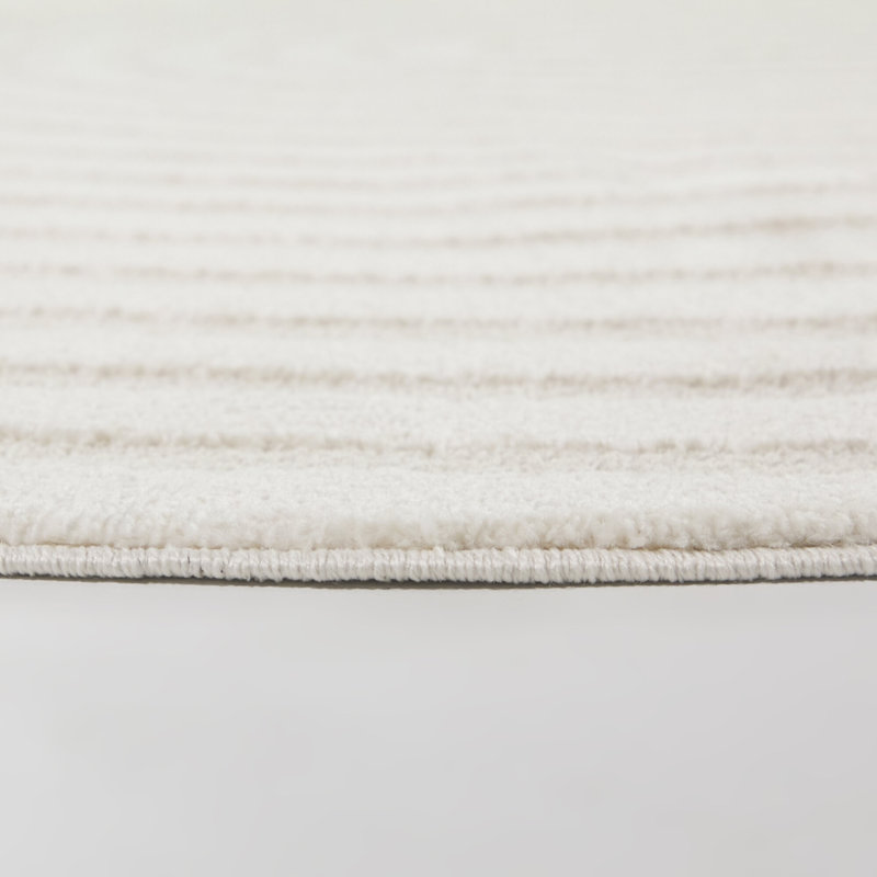 Barnfield Cream Oval High-Low Area Rug, Oval 5'3" x 6'11"