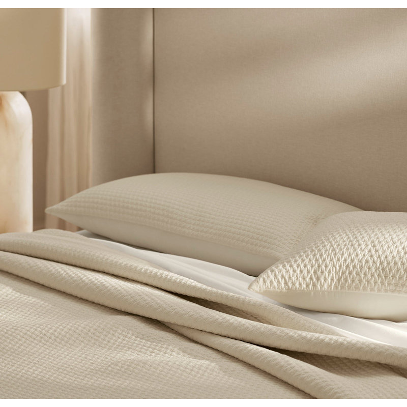 Signature Textured Stitch Quilt, Full/Queen Quilt, Cream