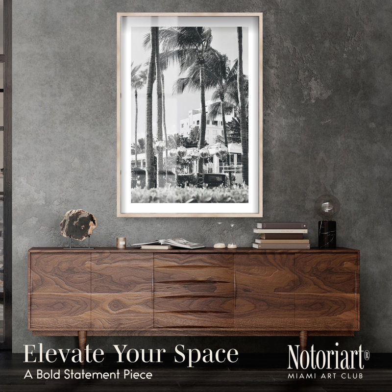 «Disco by the beach Shadowbox Print Miami Art Prints» par Notoriart, H 46 po x l 31 po, Crème, crème