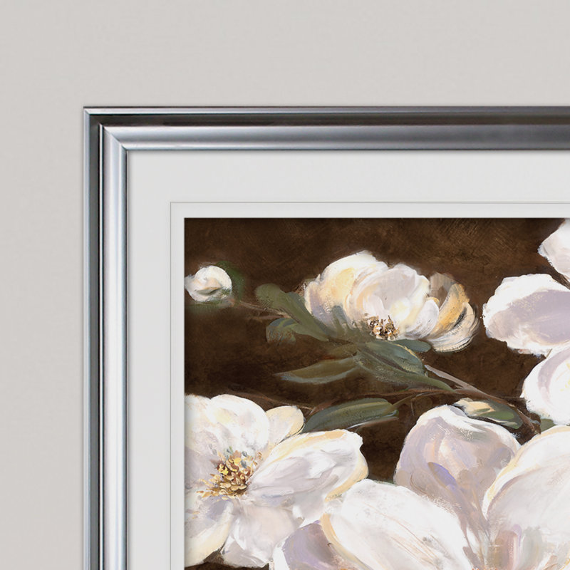 Blanc chocolat en fleurs I - reproduction de cadre photo, H 30 po x l 40 po x P 1,5 po, Argent