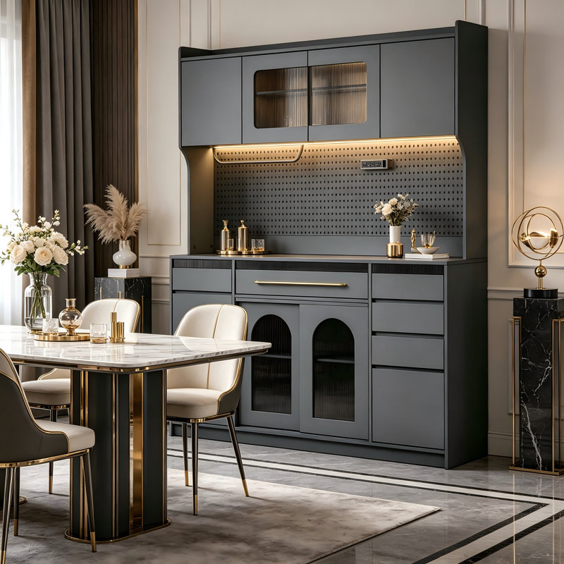 Grande armoire de rangement pour bar à café noir, 6 tiroirs, 5 panneaux réglables, avec panneau perforé, porte-serviettes et prise de courant.