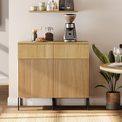 Buffet en bois à deux portes 31,5 "avec station de charge Union Union