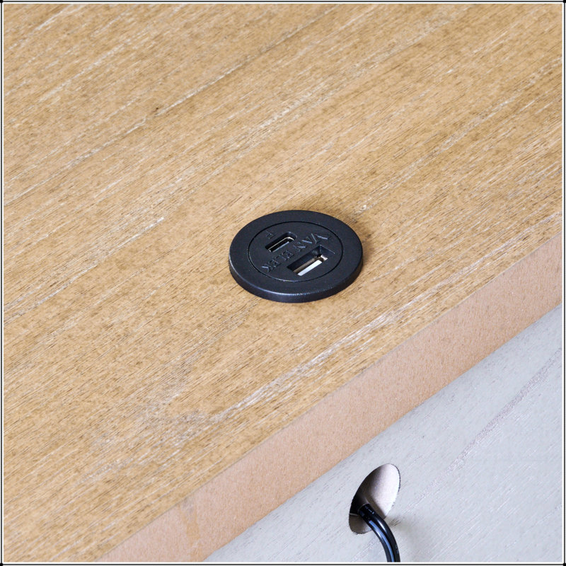 Table de chevet compacte en ciment et sable, parfaite pour les petits espaces avec un design durable et élégant.