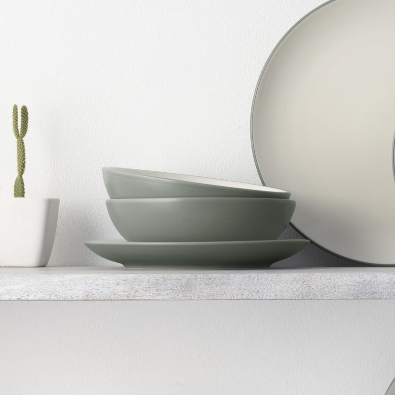 Noritake Colorwave 16-Piece Coupe Dinnerware Set, Service for 4, Green