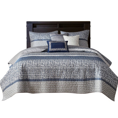 Navy Quilt Collection - Full/Queen With 3 Pillows Pleated Details Full/Queen, Reversible & Attractive