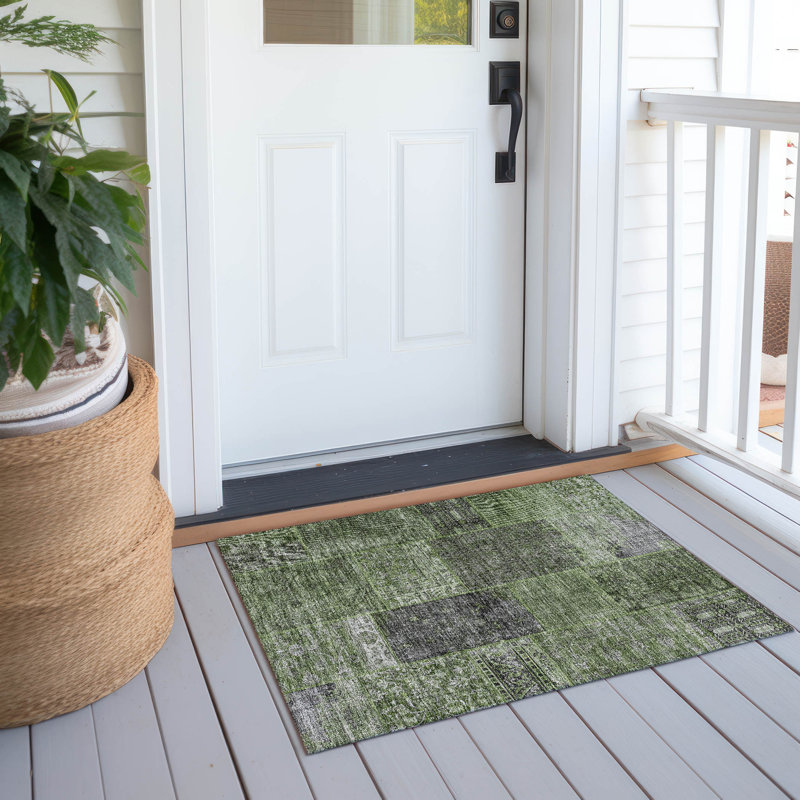 Tapis intérieur / extérieur Madysyn avec envers antidérapant, Rectangle 1 pi 8 po x 2 pi 6 po