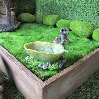 Carleen Plastic Fantasy & Sci-Fi Fairy Garden