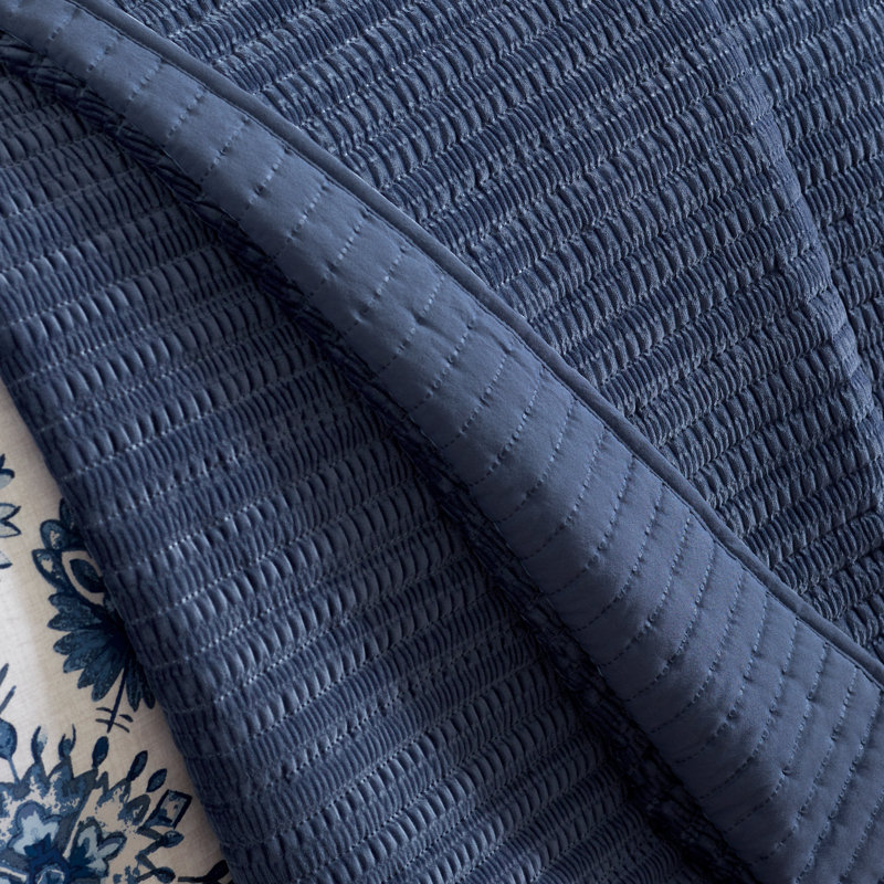 Velvet Pinsonic Quilted Bedspread, Navy Blue