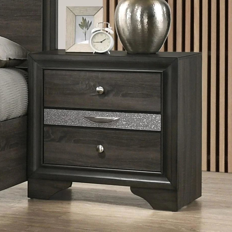 Table de chevet en bois de style contemporain à 3 tiroirs avec compartiment à bijoux caché
