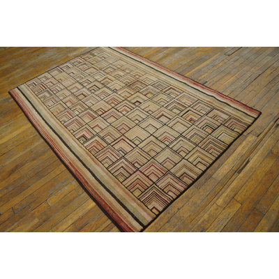 Petit tapis crocheté à motif géométrique antique