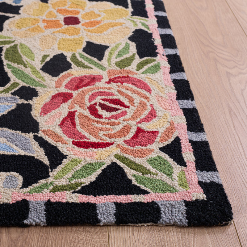 Tapis noir en laine crocheté à la main Hollander, Rectangle 1 pi 8 po x 2 pi 6 po