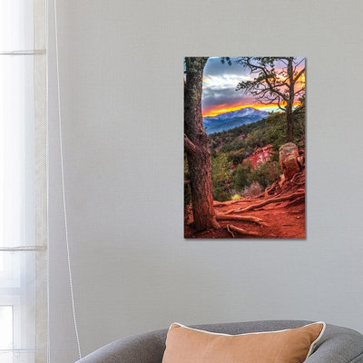 Coucher de soleil au-dessus de Pikes Peak - Jardin des dieux, sentier de randonnée à Colorado Springs - reproduction d'art sur toile tendue