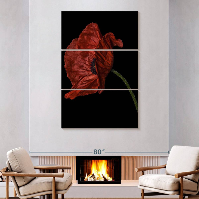 Harnek Curious Collections Poppy Red I, H 74 po x l 48 po