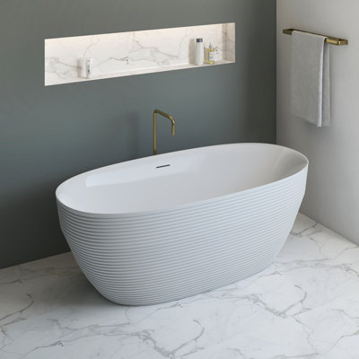 67 po X 31,5 po Baignoire en acrylique avec motif de rainures horizontales en blanc brillant