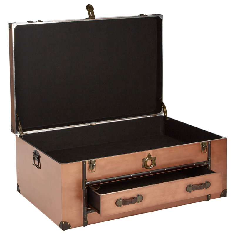 Wesley Accent Trunk