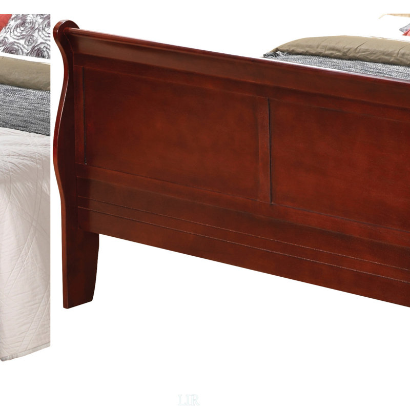 Charmant lit double traditionnel en cerisier avec une fabrication durable et une finition chaleureuse pour un sommeil confortable