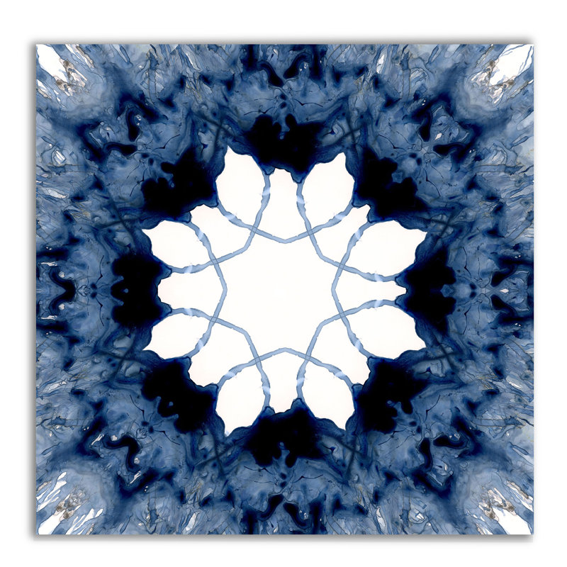 «Indigo Kaleidoscope I», impression sur toile tendue, H 16 po x l 16 po x 1,5 po