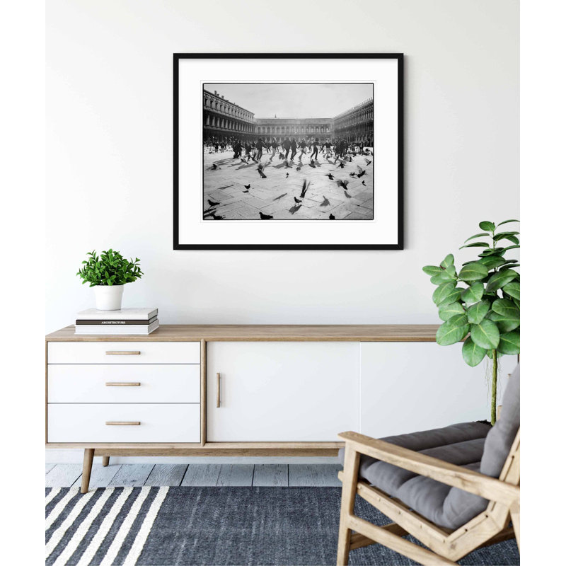 St. Mark's Revicat - Photographie encadrée sur papier, H 29,5 po x l 35,5 po, Cadre noir