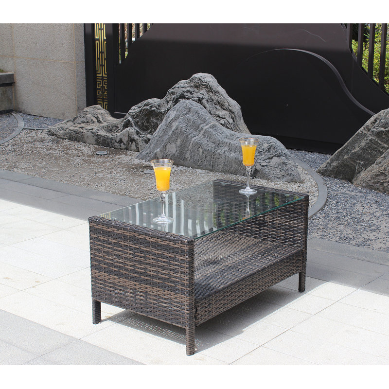 Table basse pour l'extérieur avec mobilier en verre trempé transparent