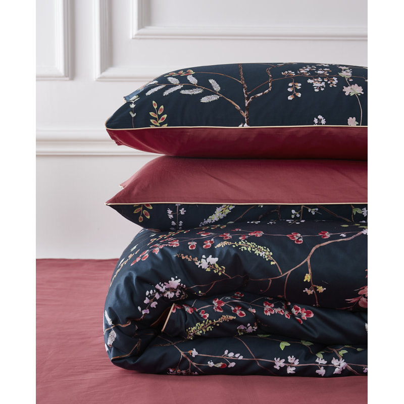 Vintage Floral And Leaf Printed  Microfiber Comforter Set, King Comforter + 2 Standard  Pillowcases, Dark Blue Floral