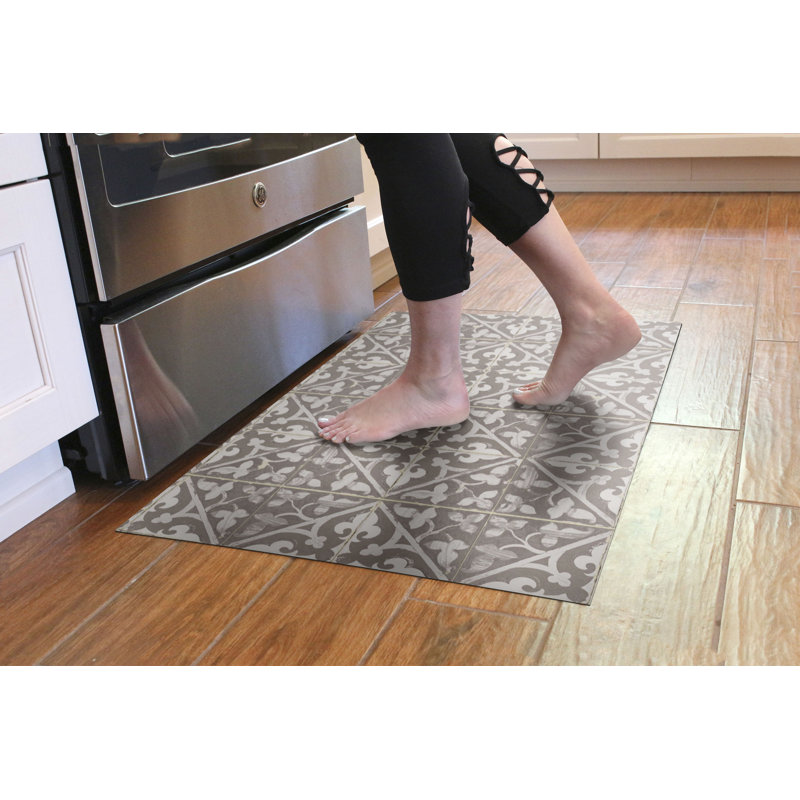 Tapis de cuisine à profil bas Un-Rug Javid de Matterly, Rectangle 1 pi 10 po x 2 pi 10 po