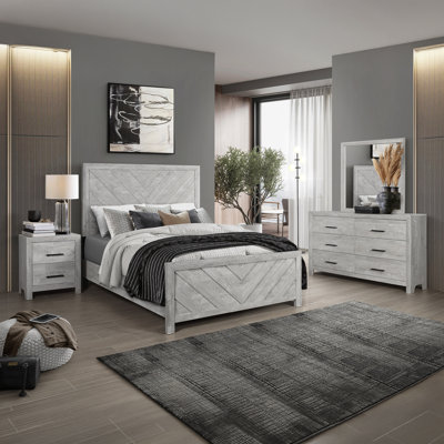 Zarrah Standard 4 Piece Bedroom Set
