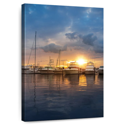 Aletra Miami Marina At Sunset