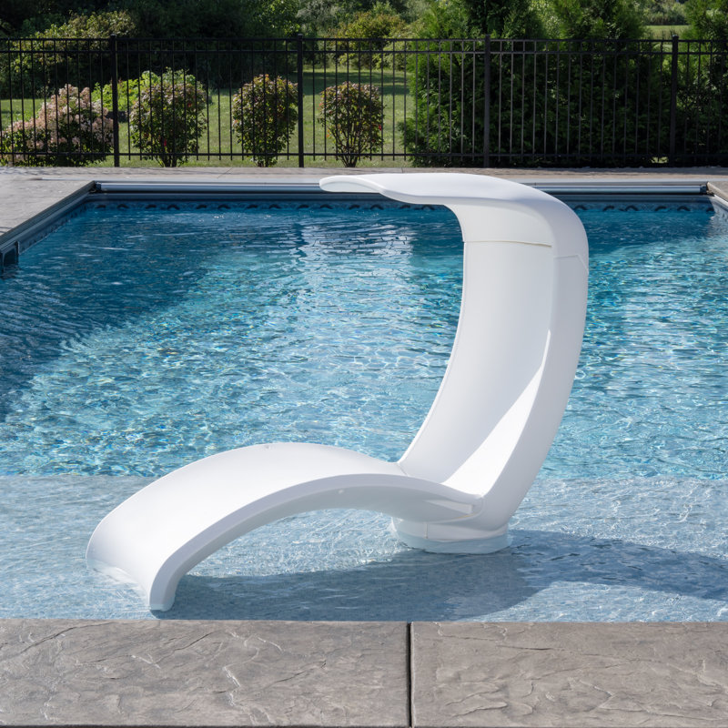 White Ergonomic Outdoor Lounger with Adjustable Shade