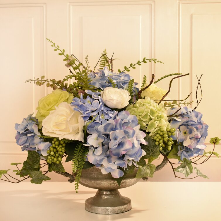 Polyester Artificial hydrangea bouquet at Rs 270/piece in