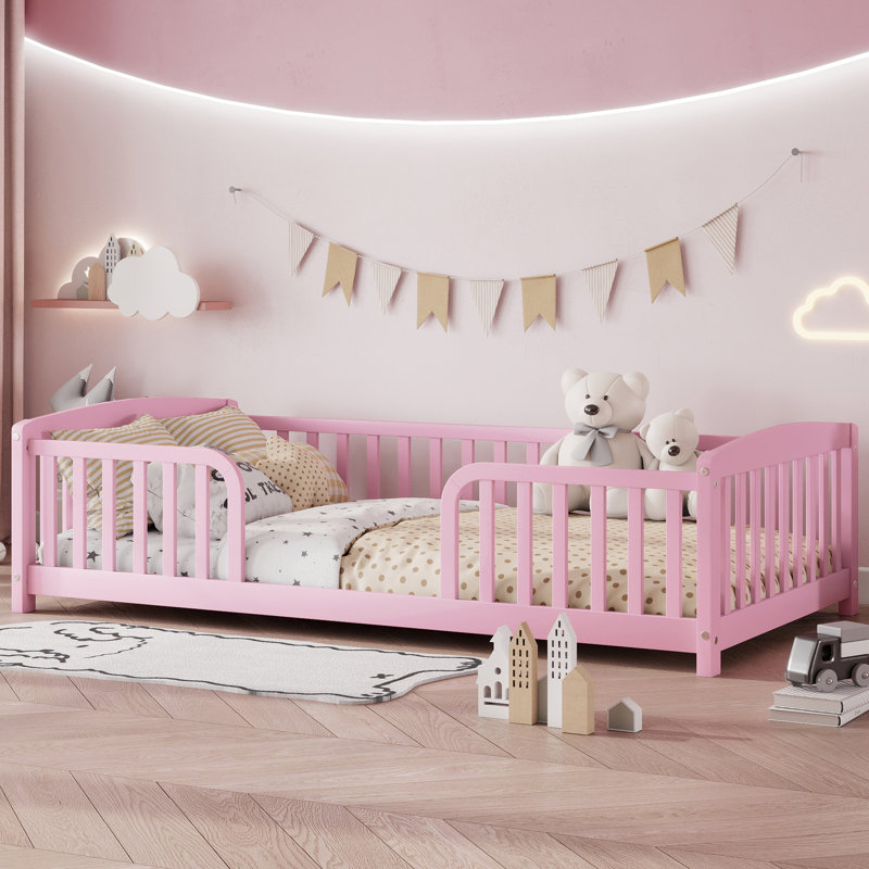 Lit simple pour enfants Montessori, lit pour tout-petits en bois de pin avec garde-corps de sécurité, entrée centrale, lit de clôture à profil bas, rose