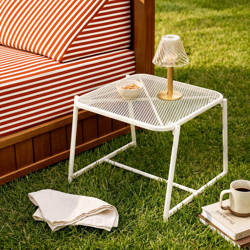 Table d'appoint d'extérieur Abram, H 13,25 po x l 19,5 po x P 18 po, Beige