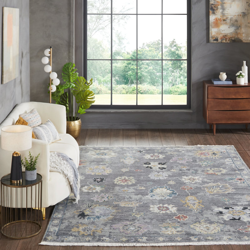 Timeless Fusion Hand Knotted Wool Floral Area Rug in Gray, Rectangle 8' x 10'