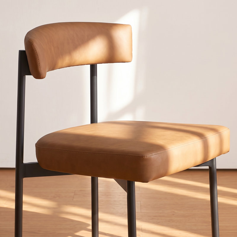 Ensemble de 3 tabourets de bar bruns modernes en similicuir avec dossier incurvé, tabouret de bar à hauteur de comptoir pour îlot de cuisine