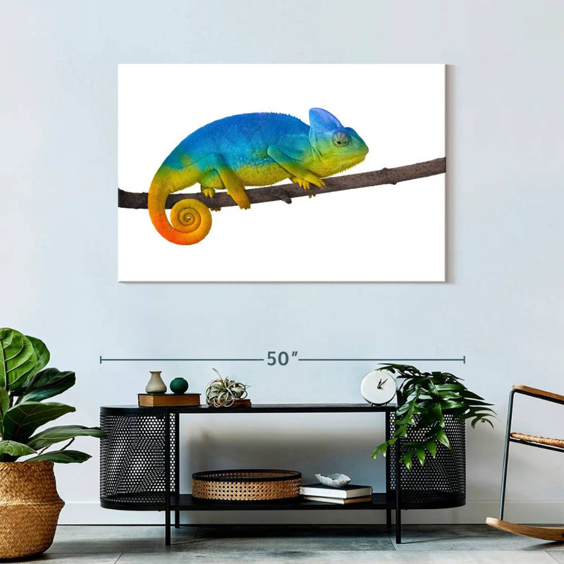 Brampt Vibrant Blue Chameleon, 30" H x 45" W
