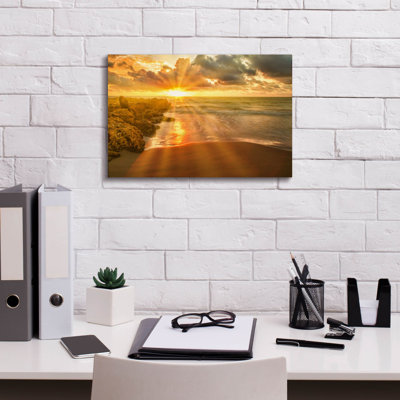 «Cartagena Sun Burst On Canvas» par Mark A Paulda, reproduction