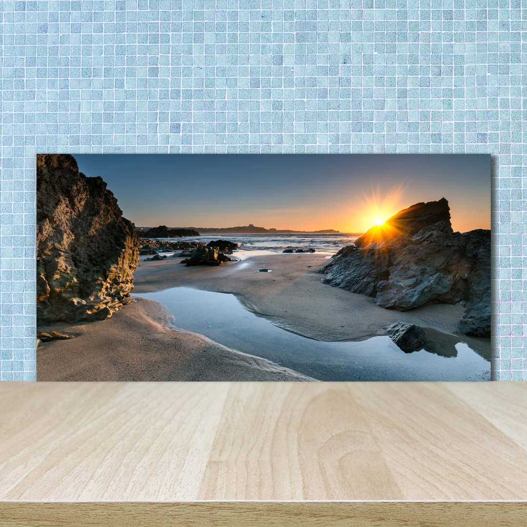 50 cm x 100 cm Glas Spritzschutzpaneel Rocks on the Beach