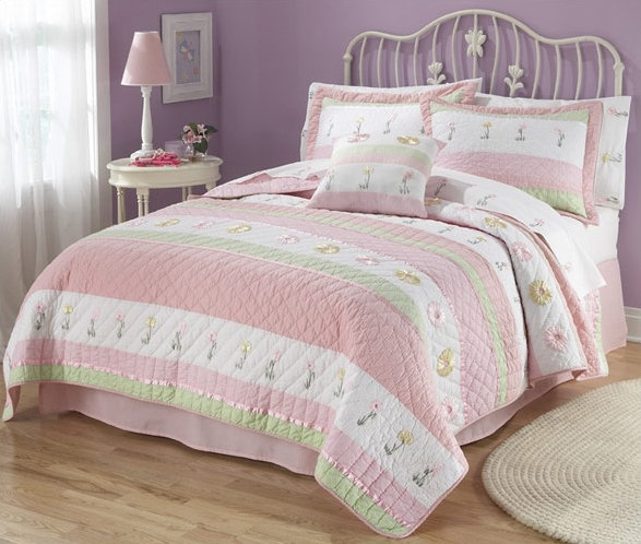 Tara Stripe Cotton Blend Striped Quilt