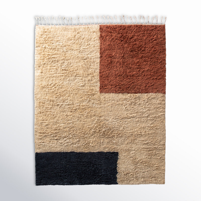 Essi Geometric Handmade Wool Beige/Navy/Red Area Rug, Rectangle 2' x 3'