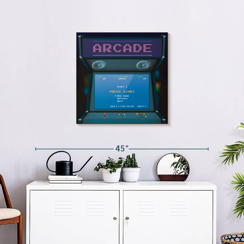 Senne Arcade Screen, 24" H x 24" W
