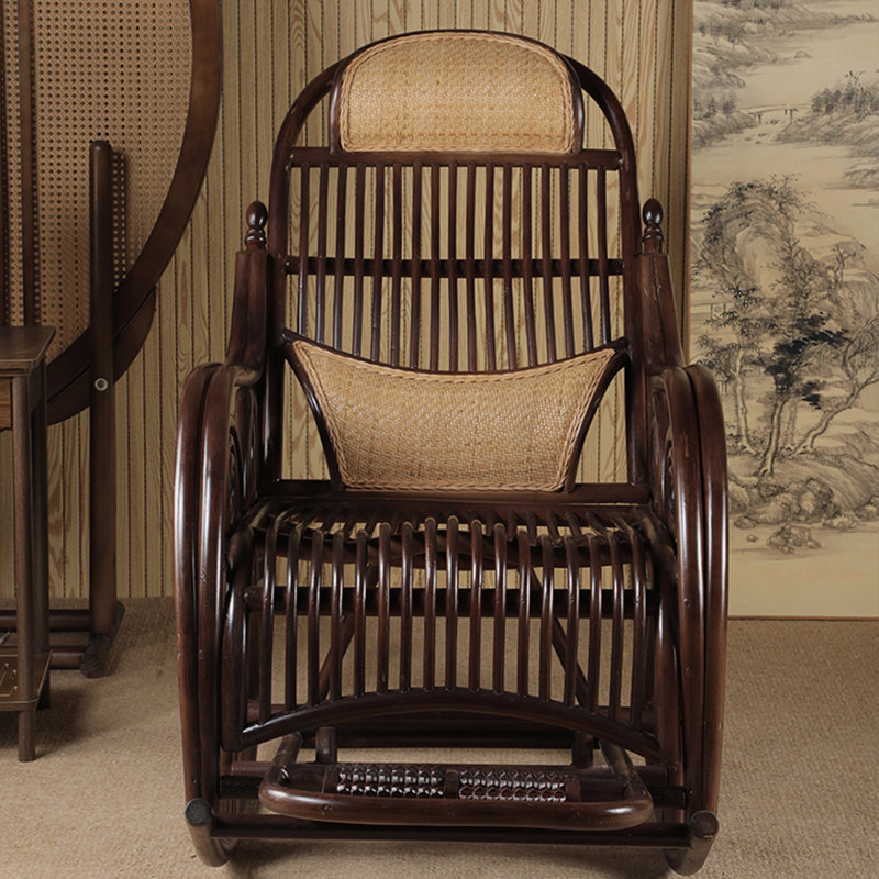 Chaise berçante en rotin