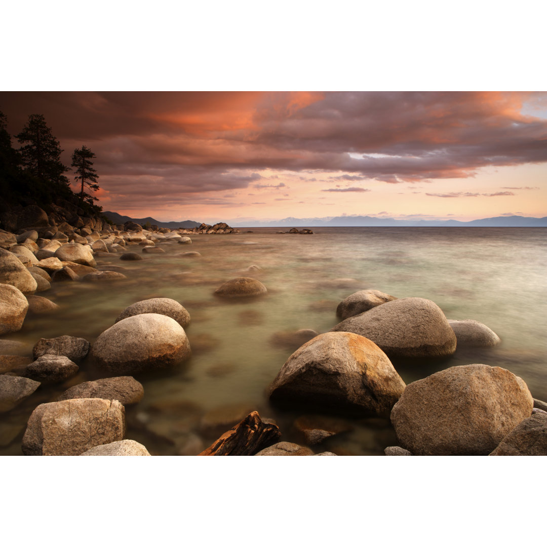 Tahoe Twilight von Ericfoltz - Kunstdrucke auf Leinwand ohne Rahmen